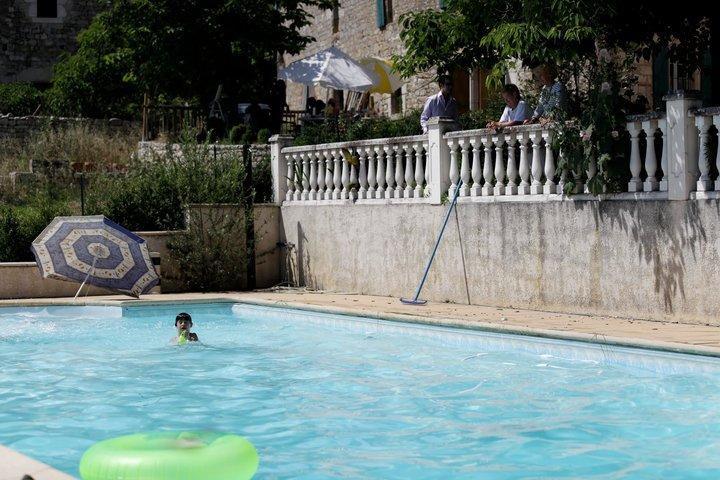 Les Gites De Franck Fayssac Habitación foto