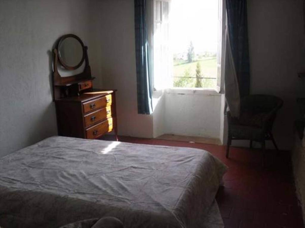Les Gites De Franck Fayssac Habitación foto